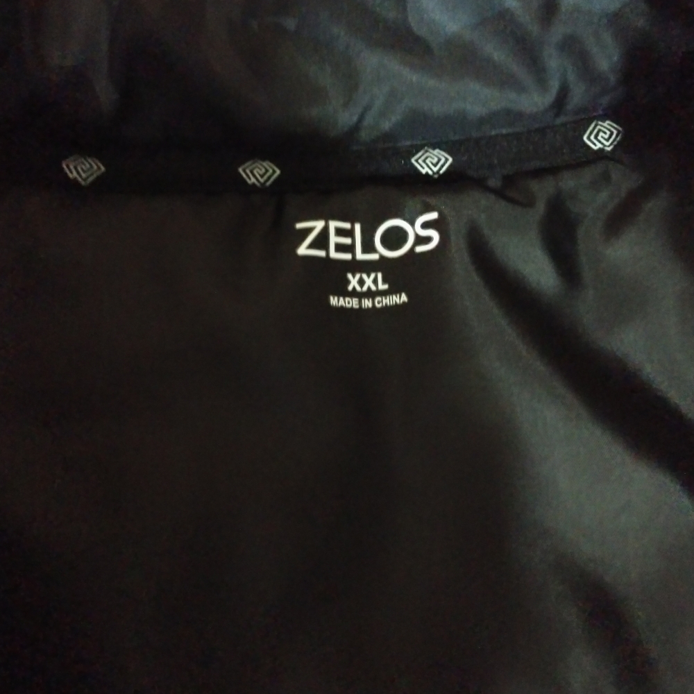 Vest - Picture 2 of 5